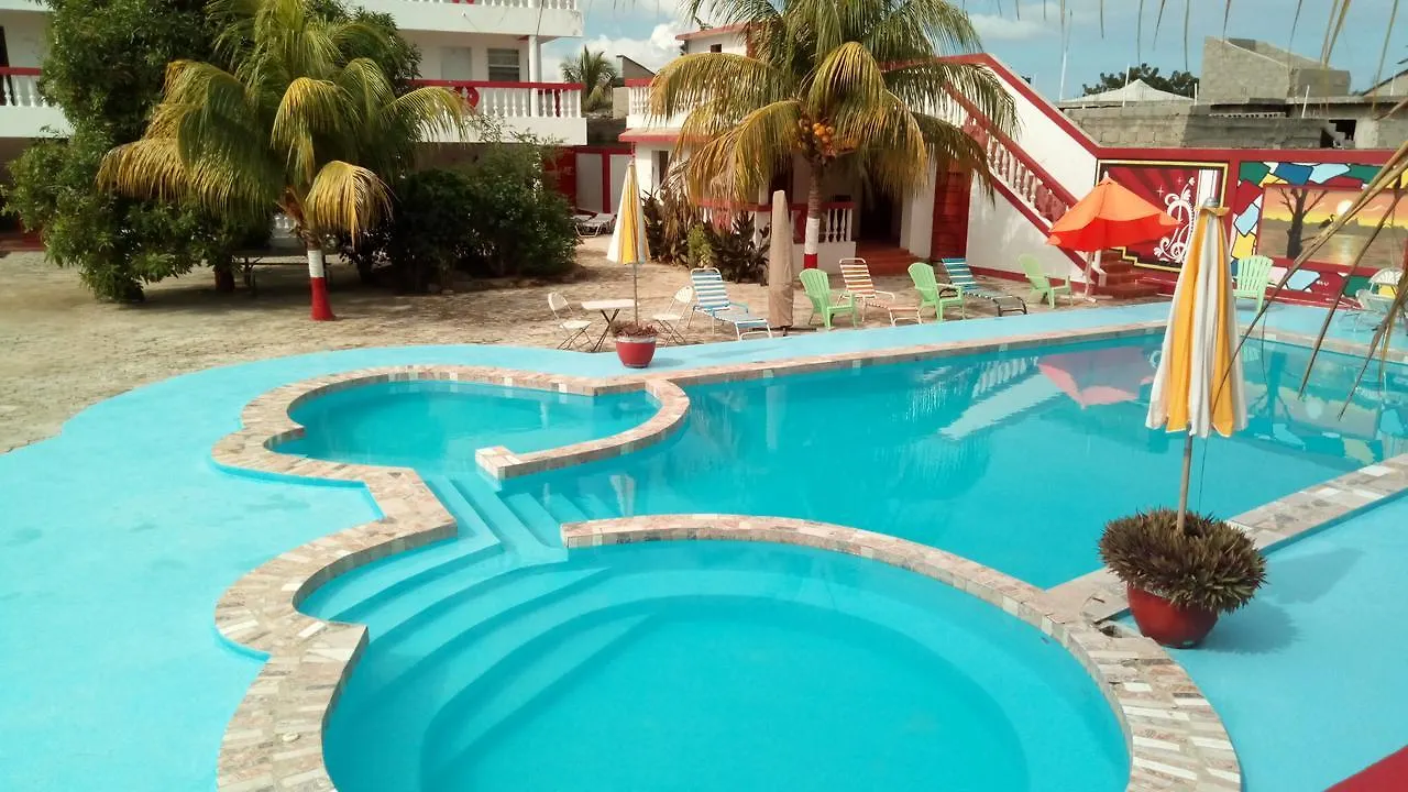 Le Relais Hotel Bar Resto & Resorts Fort Liberté